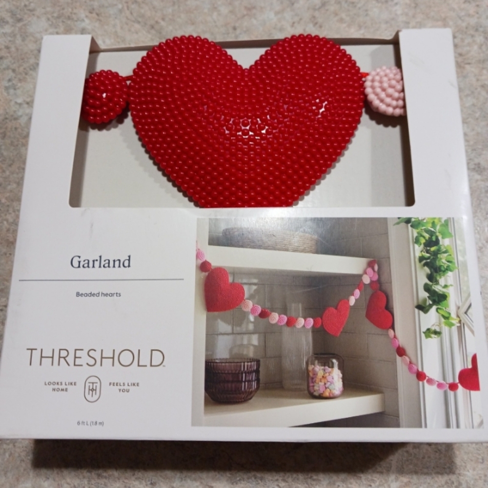 Threshold Valentine Red and Pink Heart Beaded Garland